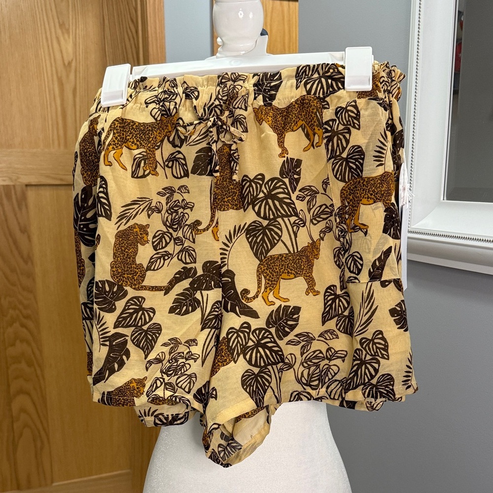 Leopard Print Button Down Set - Picture 4 of 6